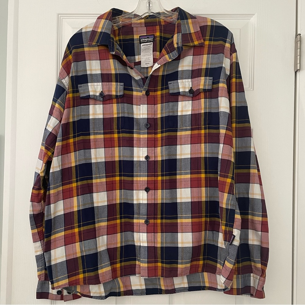 Patagonia Men’s Plaid Button Down- 100% Organic Cotton